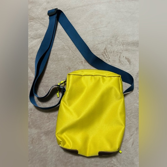 Selling brands Garage, The Hive, Urban Planet, Puma, and shein. - Picture 12 of 12